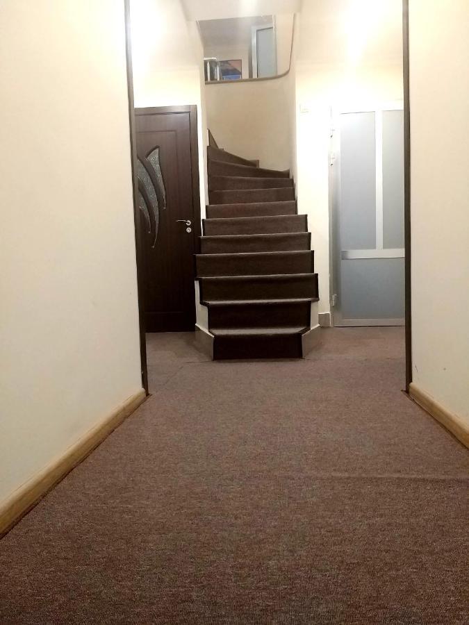 A&X Hostel And Tours エレバン エクステリア 写真