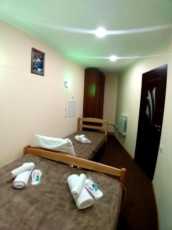 A&X Hostel And Tours エレバン エクステリア 写真